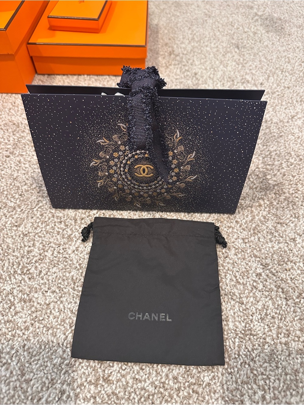 CHANEL Black Drawstring Dust Bag – Protective Women’s Bag Accessory